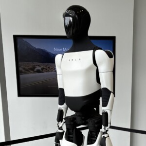 テスラ　人型ロボット
